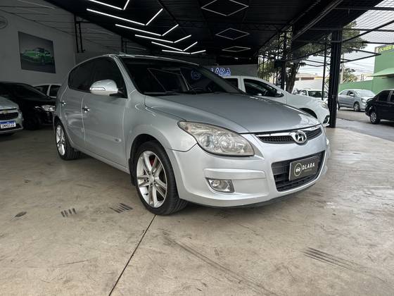 HYUNDAI I30 2.0 MPFI GLS 16V GASOLINA 4P MANUAL